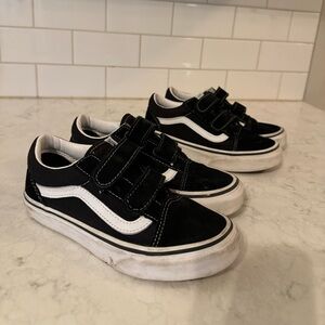 Kids size 1.5 Vans. Barley used- like new